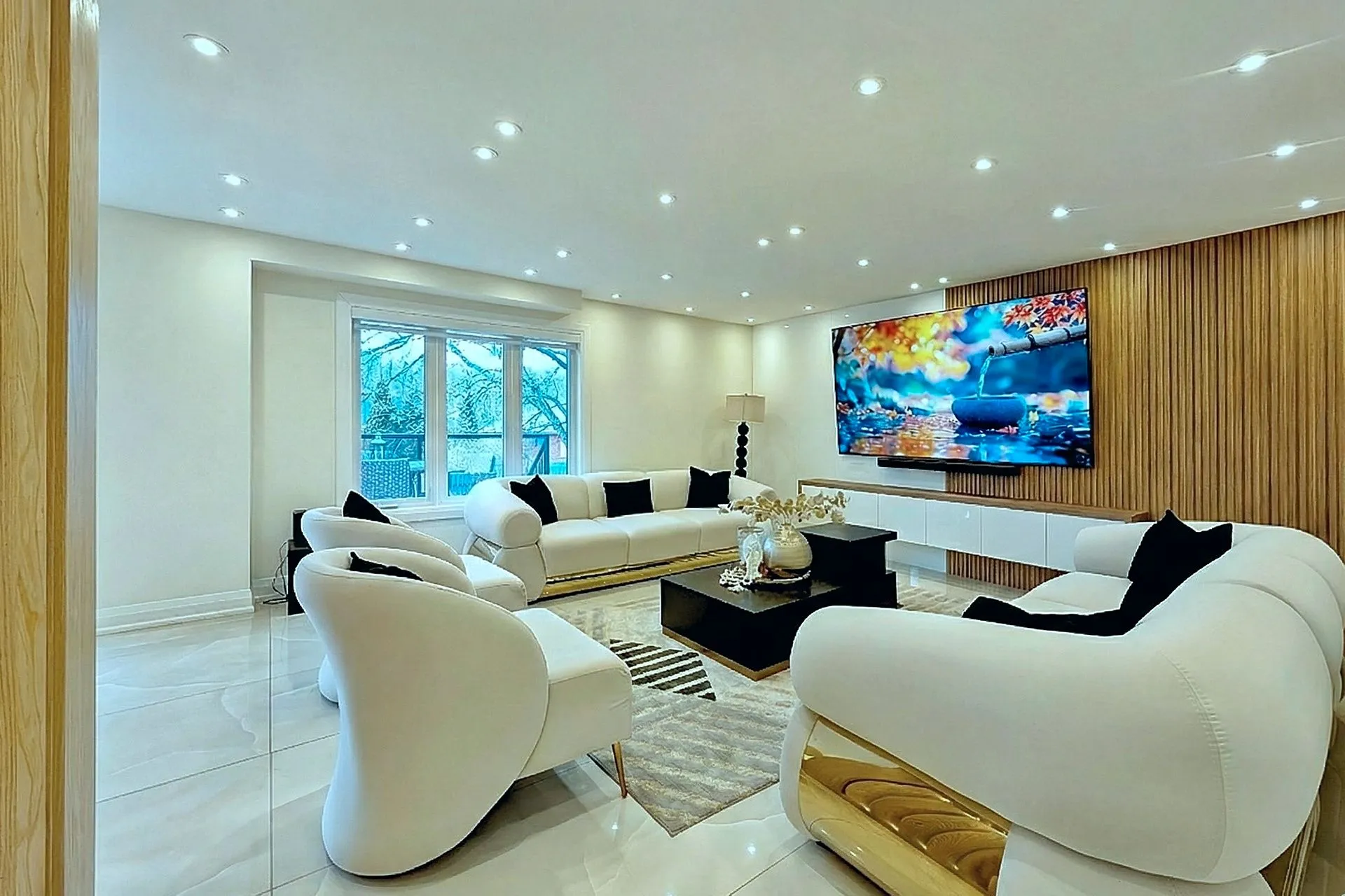 Real Estate Property Detail
